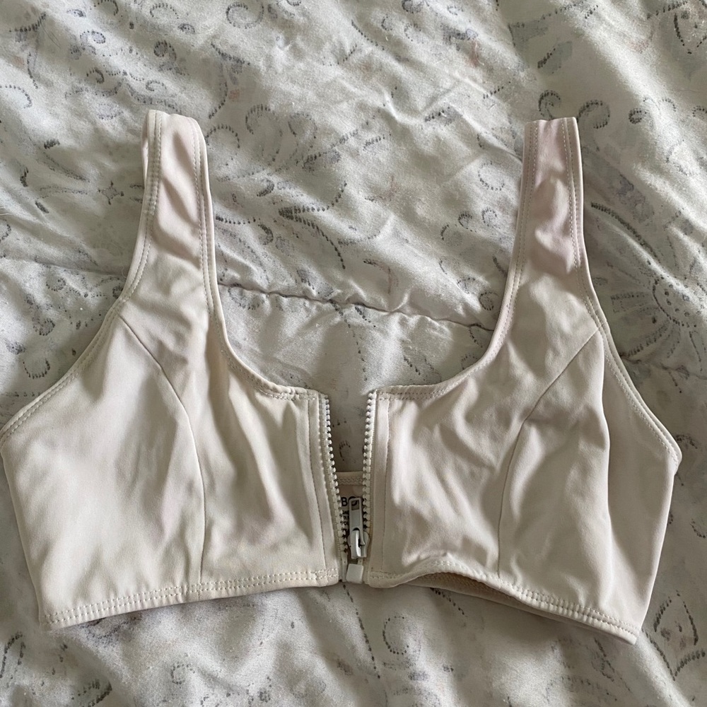 Zip top